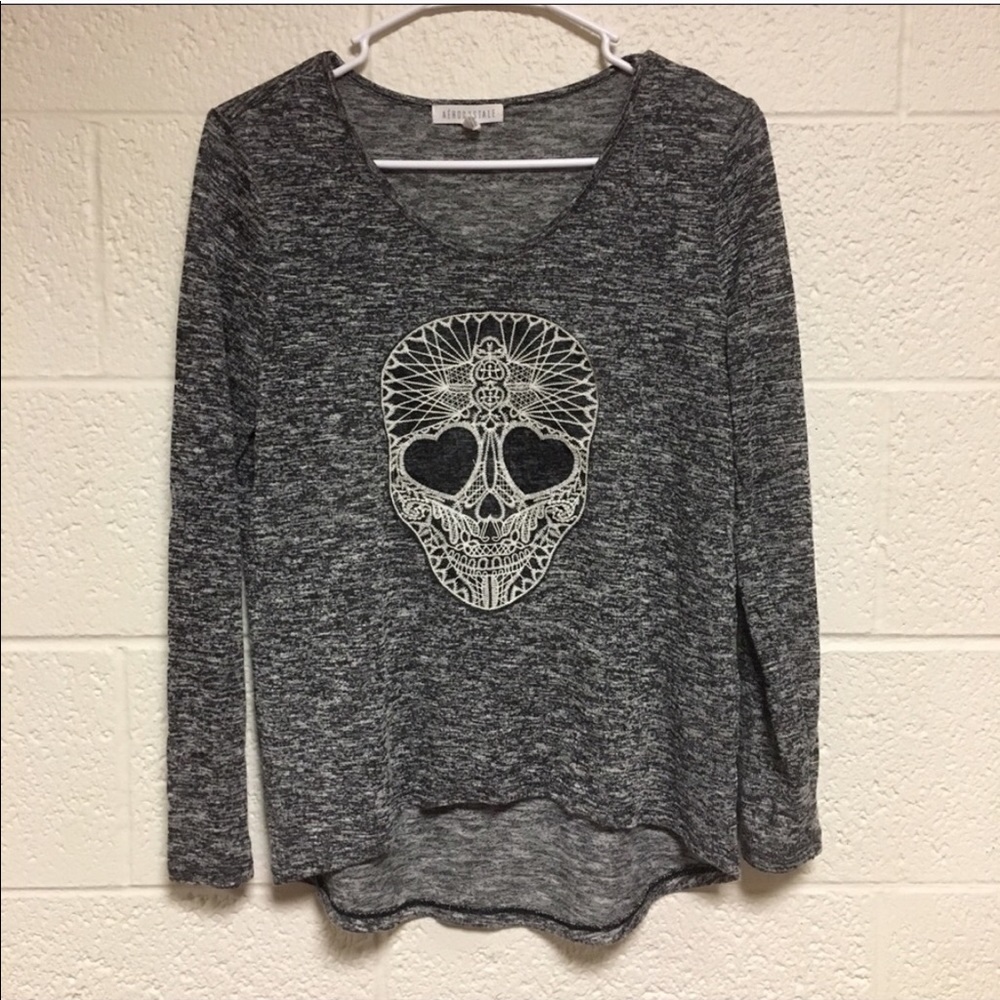 Aeropostale Skull💀 Long Sleeve Gray Top / Sweater